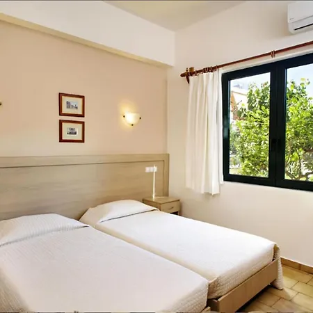 Lili Apartments,oasis 2,5 Km From Hania Center * Parigoria